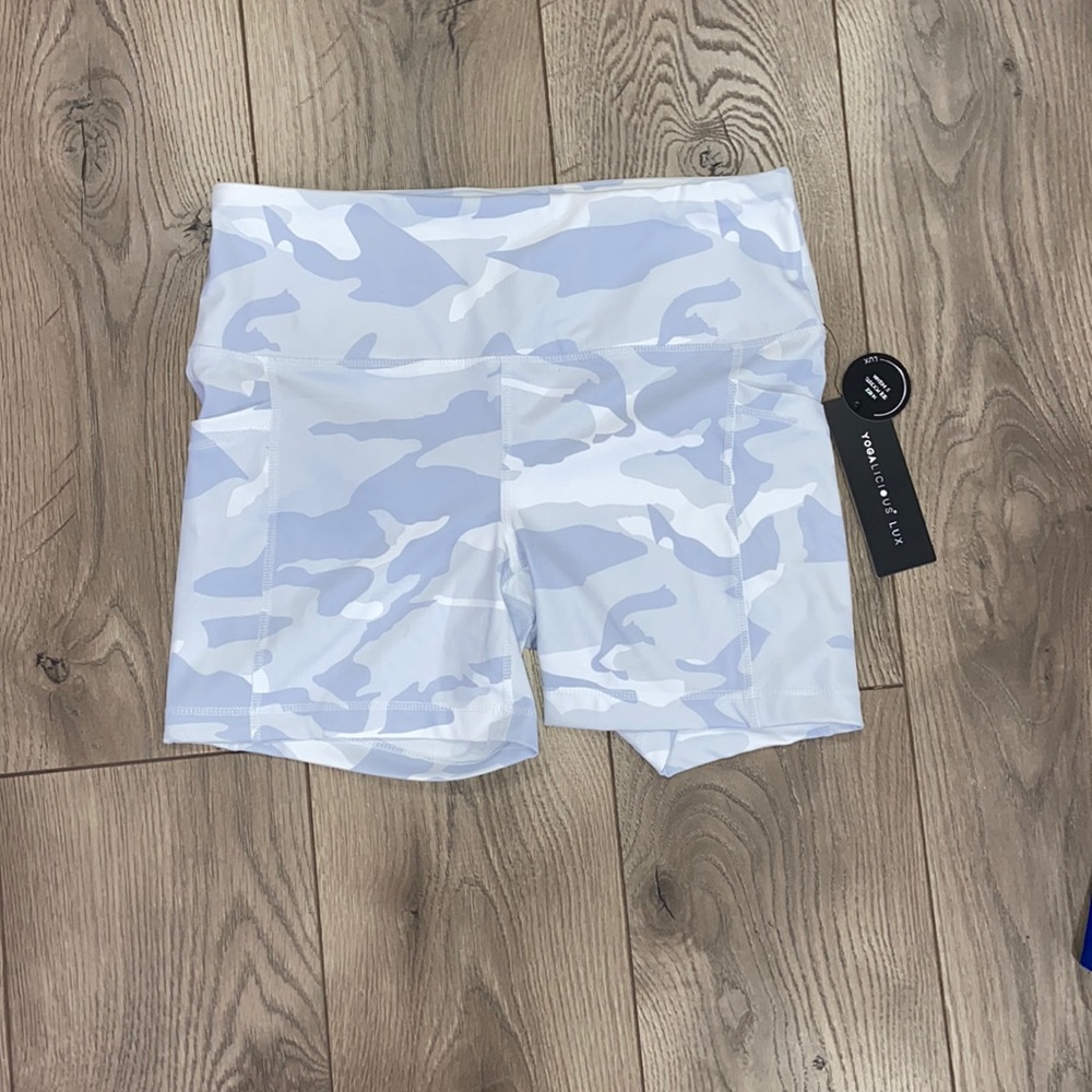 Yogalicous biker shorts